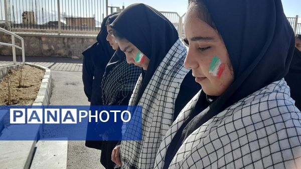 زنگ انقلاب در مدرسه فاروق منصور عباسی شهرستان اردل