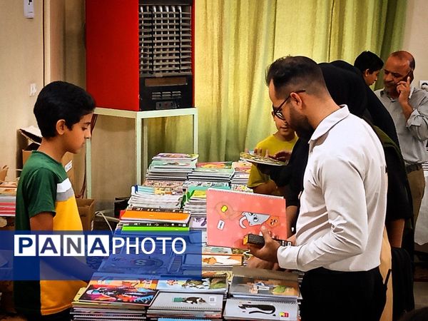 نمایشگاه نوشت‌افزار ایرانی اسلامی در کاشمر