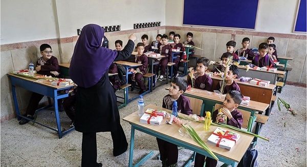  استرس طولانی می‌تواند بر یادگیری و روابط اجتماعی دانش‌آموز تأثیر منفی بگذارد