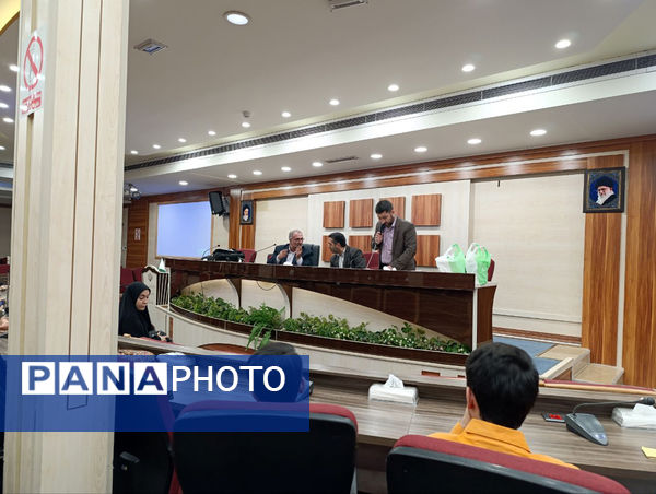 تقدیر از دانش‌آموزخبرنگاران برگزیده رویداد «فرزندان انقلاب» در قم