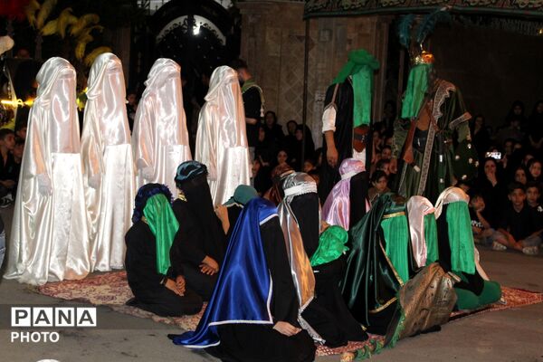  روایت وفاداری علمدار کربلا در تئاتر مذهبی هیئت فداییان حسین(ع) نظرآباد