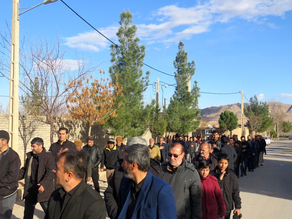 اجتماع و دسته روی عزاداران علوی در شهر درق برگزار شد