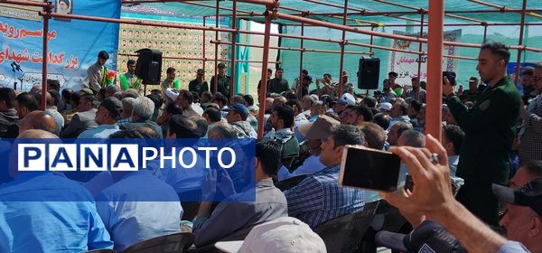 غبارروبی یادمان شهدای مرز تمرچین پیرانشهر