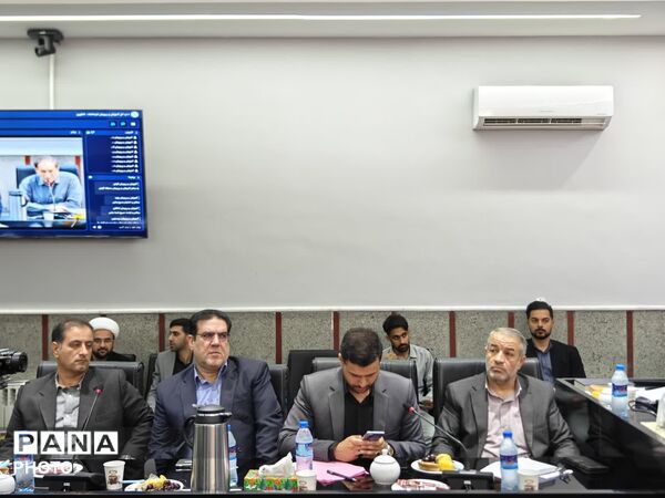نشست معاون پرورشی و فرهنگی وزارت با مدیران آموزش‌وپرورش استان کرمانشاه