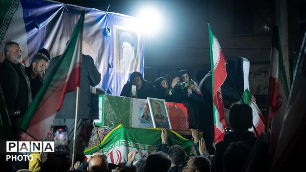 تجمعات عظیم مردمی نسبت به استکبار جهانی در کرج