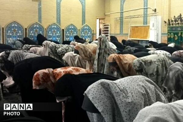 ماه مبارک رمضان، فرصتی برای منور شدن قلوب به نور قرآن