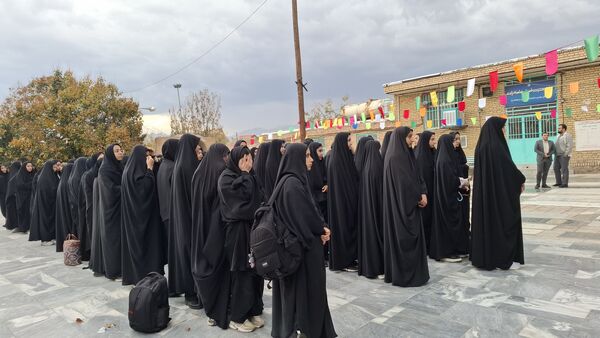 اعزام دانش‌آموزان شهرستان کهک قم به اردوی راهیان نور