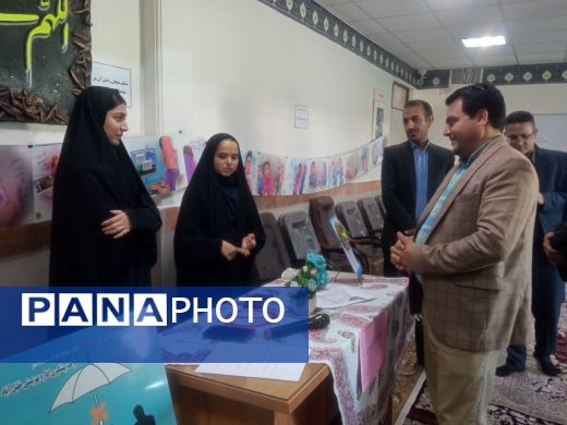 برگزاری مراسم هفته سلامت روان در شهرستان خلیل آباد