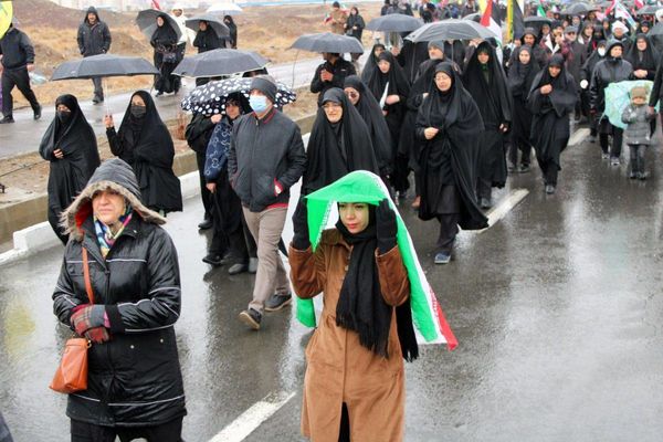 حضور حماسی مردم شهرستان پردیس در راهپیمایی روز قدس با وجود بارندگی