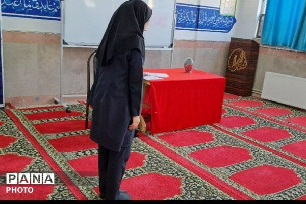  آزمون صحت نماز در مدرسه ملاصدرا