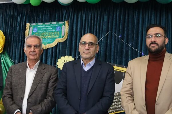 تجلیل از خیر مدرسه‌ساز دبستان دخترانه شاهد پوررضایی