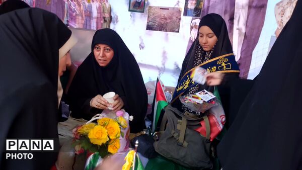 جشن عید غدیر با موکب بزرگ مردمی