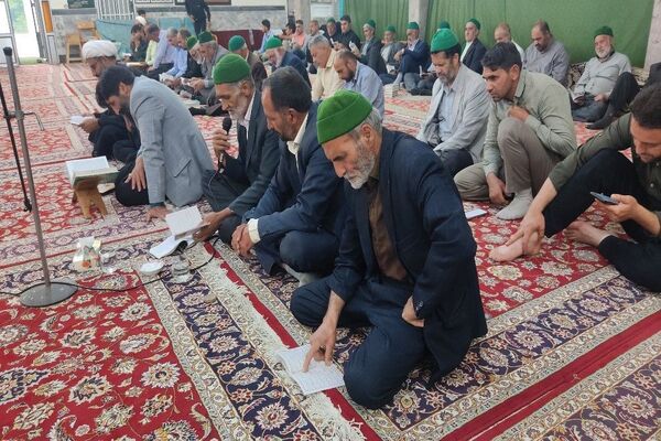 مراسم روز عرفه در مسجد جامع شهر بار 
