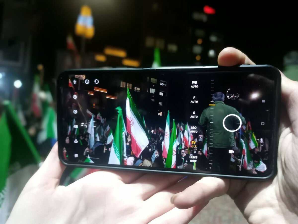 روز سی و هشتم؛ خیابان در سیطره پرچم‌ها