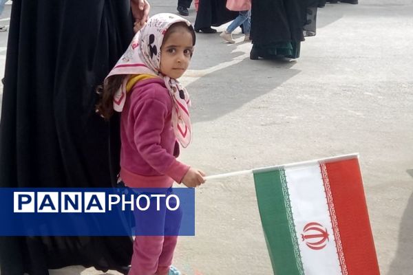 خروش مردم  فلارد در راهپیمایی ۲۲ بهمن