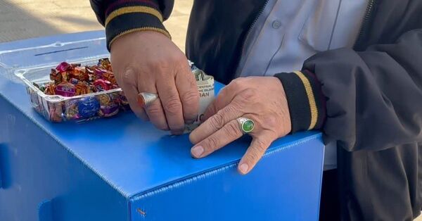 شکوه بندگی در نماز عید فطر گلوگاه