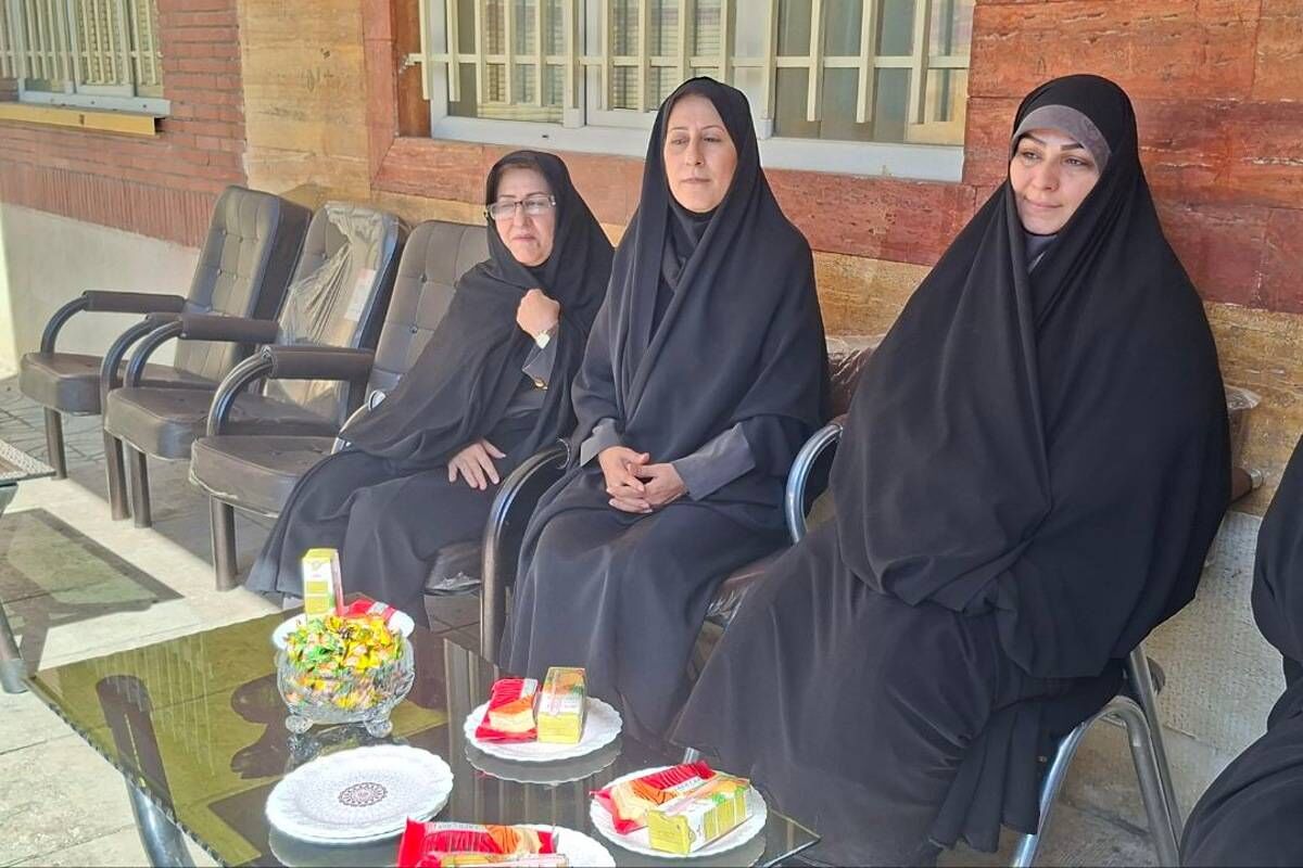 همدل و هم یاور دانش آموز
