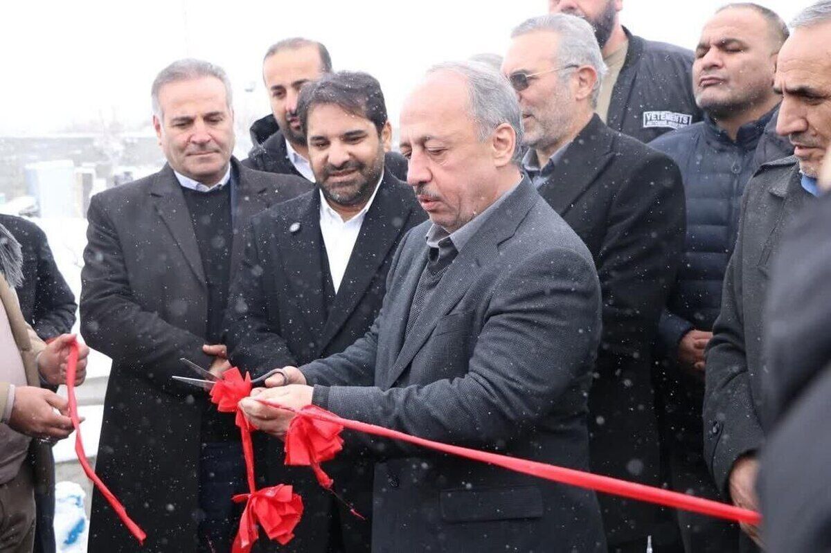 شش پروژه با اعتباری بالغ بر ۲۳۰۰ میلیارد تومان در رباط کریم کلنگ‌زنی شد