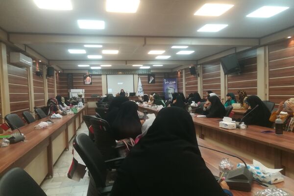 آخرین جلسه دوره آموزشی مجری شو