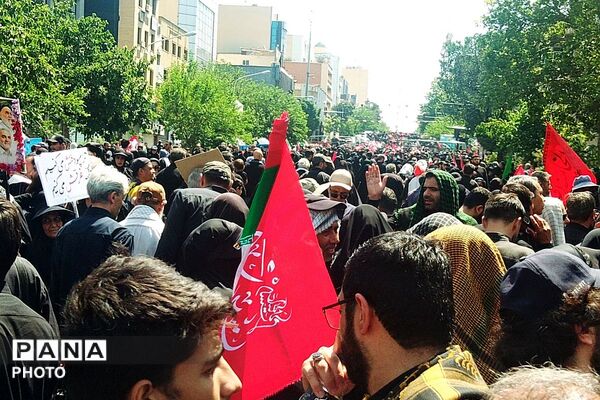 مراسم وداع و بدرقه آقای شهید ایران در مصلی امام خمینی (ره)