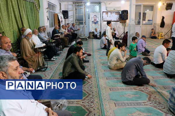 یادواره سادات شهید و چهلم شهدای خدمت در قم