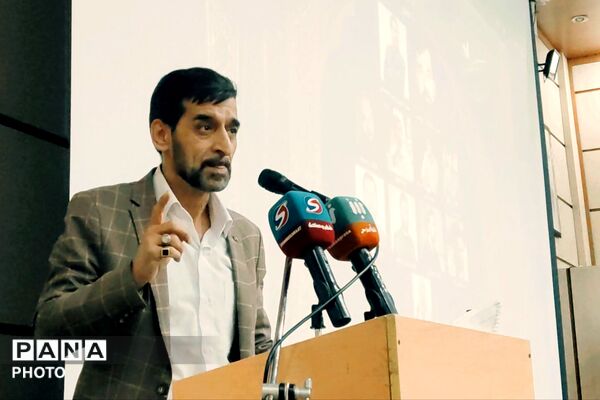 عصر شعر غدیر نصیرشهر با حضور شاعران کشور