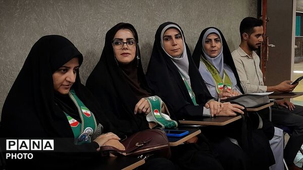 اجلاسیه مسئولان و سرشبکه‌های سازمان دانش‌آموزی استان همدان 
