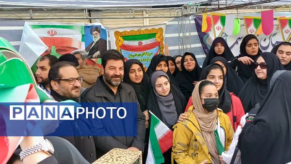 نمایش اقتدار و غیرت مردم ورامین در راهپیمایی ۲۲ بهمن