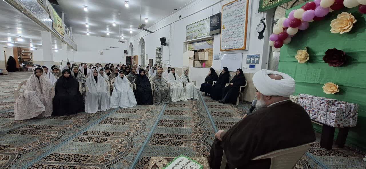برگزاری مراسم اعتکاف در دبیرستان شهید جهانی ابرکوه