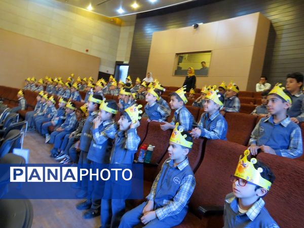 برگزاری جشن الفبا در مدرسه پاسداران بجنورد