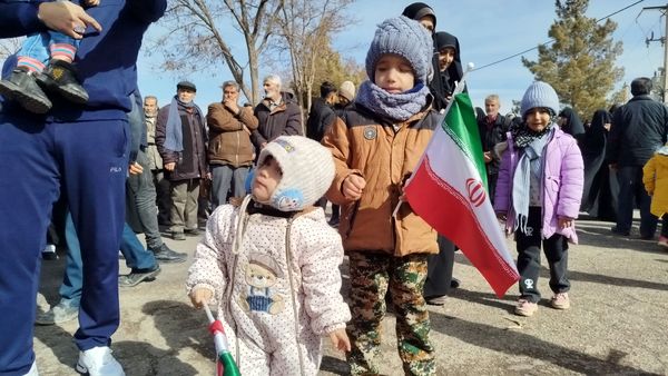 راهپیمایی پرشور ۲۲ بهمن در جلگه رخ 