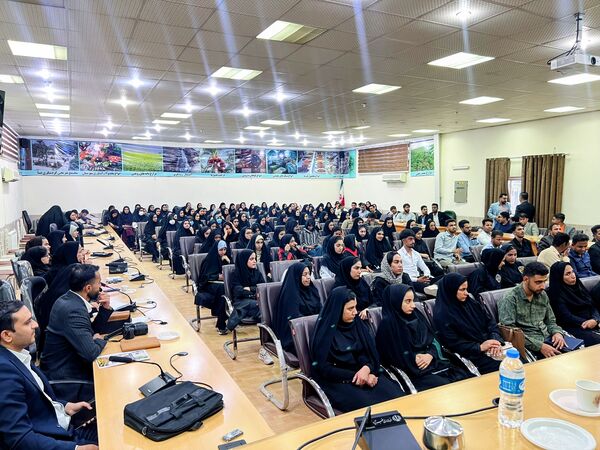 عنبرآباد با گام جوانان از رویا عبور می‌کند؛ آغاز فصل تازه توسعه