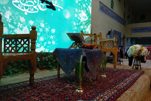 آغاز آیین معنوی اعتکاف در مصلای اسلامشهر با حضور گسترده نوجوانان