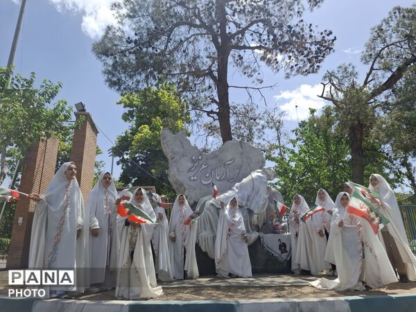 طنین اندازی سرود دختران میقات در مقتل شهید آرمان علی وردی
