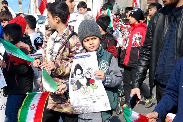راهپیمایی ۲۲ بهمن در قیامدشت