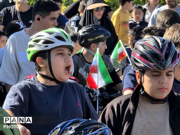 همایش «چرخ امید» با رویکرد ترویج سلامت و نشاط دانش‌آموزی