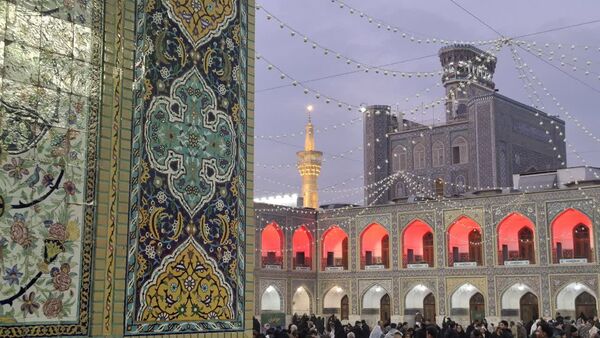 حرم سلطان طوس سیاه‌پوش شد