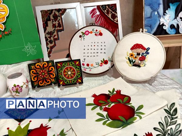 برپایی نمایشگاه دست سازه‌های دانش‌آموزی در ورامین