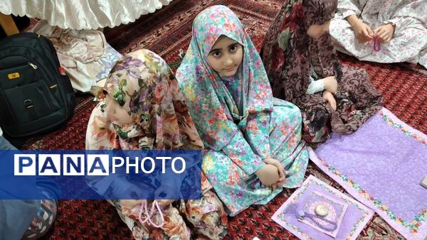 جلوه بندگی در محراب نوجوانی؛ اعتکاف دختران در مسجد حضرت محمد(ص)