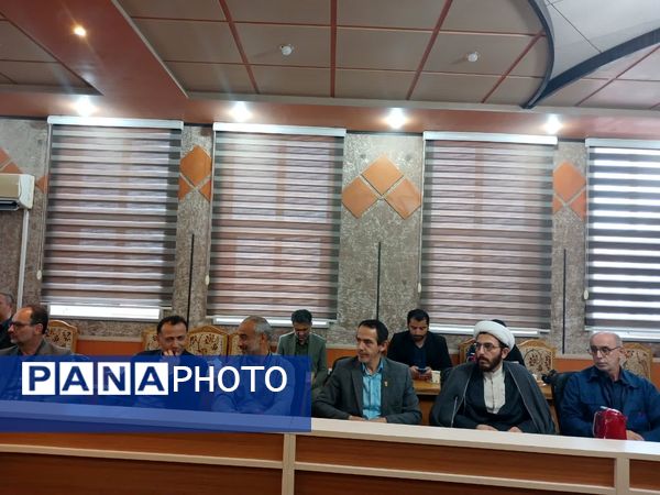 برگزاری جلسه شورای اداری در فریدونکنار