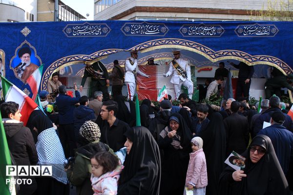 تشییع پیکر شهیدان لاریجانی، سلیمانی و شهدای ناو دنا