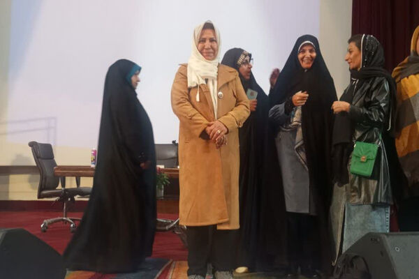  سمینار کوثر، دورهمی مادر دختری با رویکرد تقویت عزت نفس 
