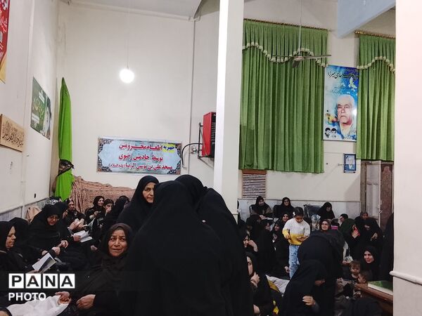 مراسم شب قدر در مسجد شهدای گمنام 