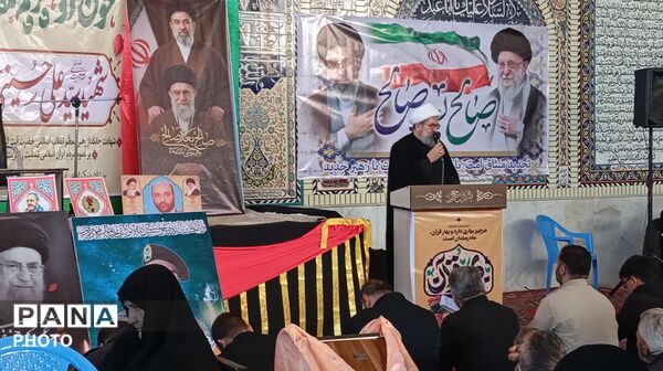 تجدید بیعت مردم بن با سومین رهبر انقلاب اسلامی در آیین گرامیداشت شهدای وطن