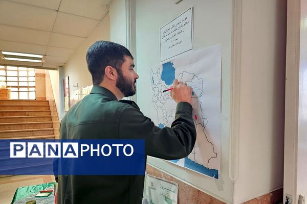 همایش «یاوران انقلاب؛ پیشتازان مقاومت» در دبیرستان دخترانه شهیدوجدانی پاک چهاردانگه 