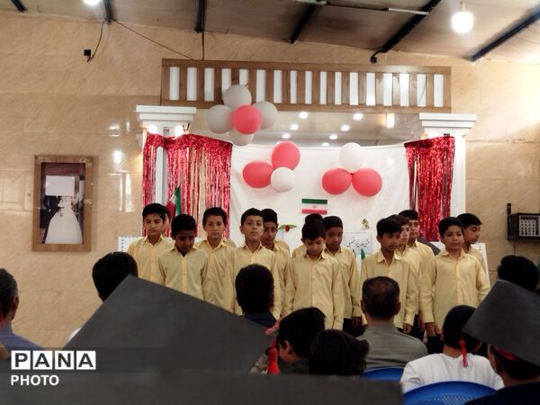 جشن فارغ‌التحصیلی دانش‌آموزان پایه ششم دبستان شهید پسندیده فدافن