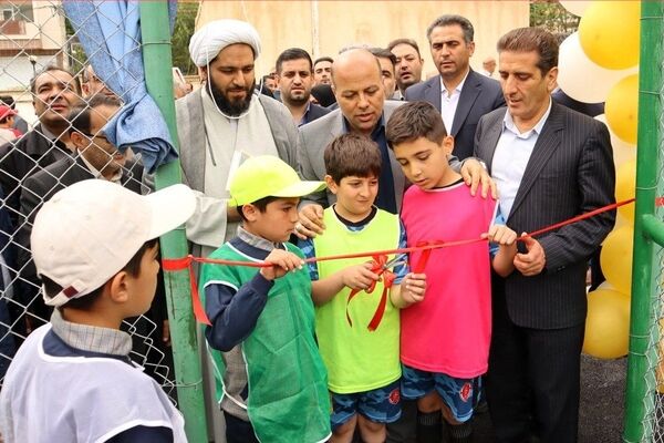 افتتاح همزمان ١١ زمین چمن مصنوعی و فضای ورزشی استانی در سرعین