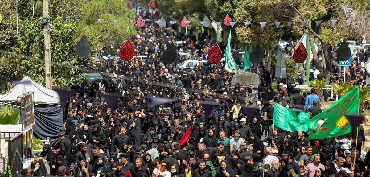 قبله تهران؛ میعادگاه هزاران جامانده اربعین در مسیر عشق به سیدالشهدا (ع)