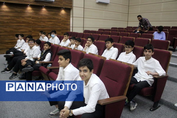 انتخابات شورای دانش‌آموزی مدرسه شهدای هسته‌ای بوشهر