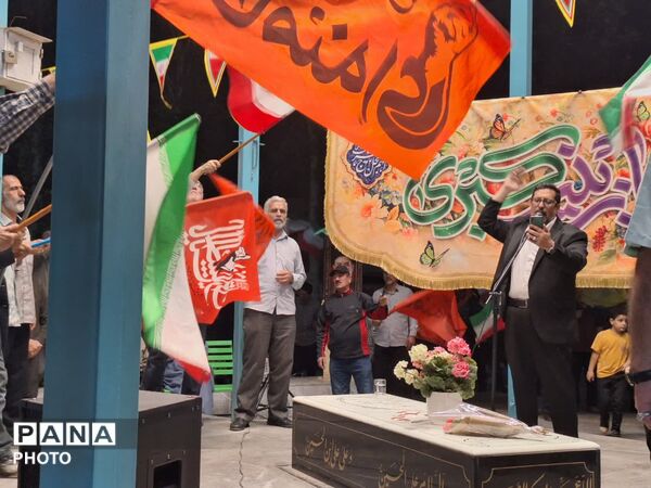 جشن میلاد حضرت زینب (سلام‌الله علیها) در جوار مزار شهید گمنام شهرک آزادی